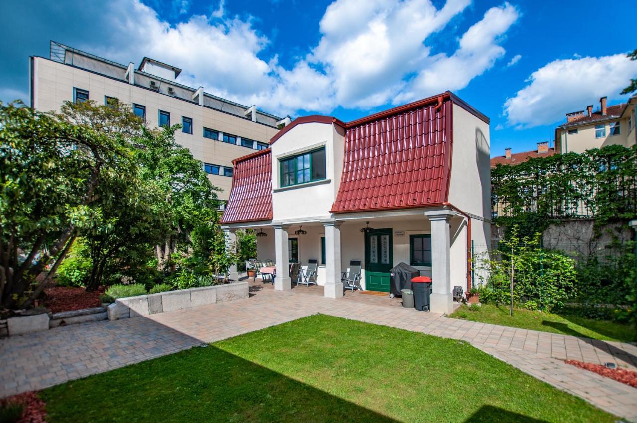 Entire House In The Center Of Ljubljana - Free Parking - Dragon Garden Pavilion Ljubljana Liubliana Exterior foto